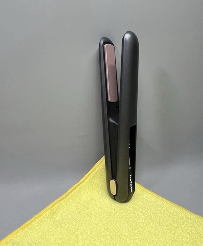 Cordless hair straightener - hair,