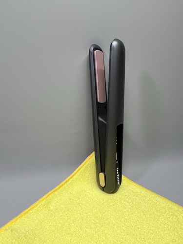 Cordless hair straightener - hair,